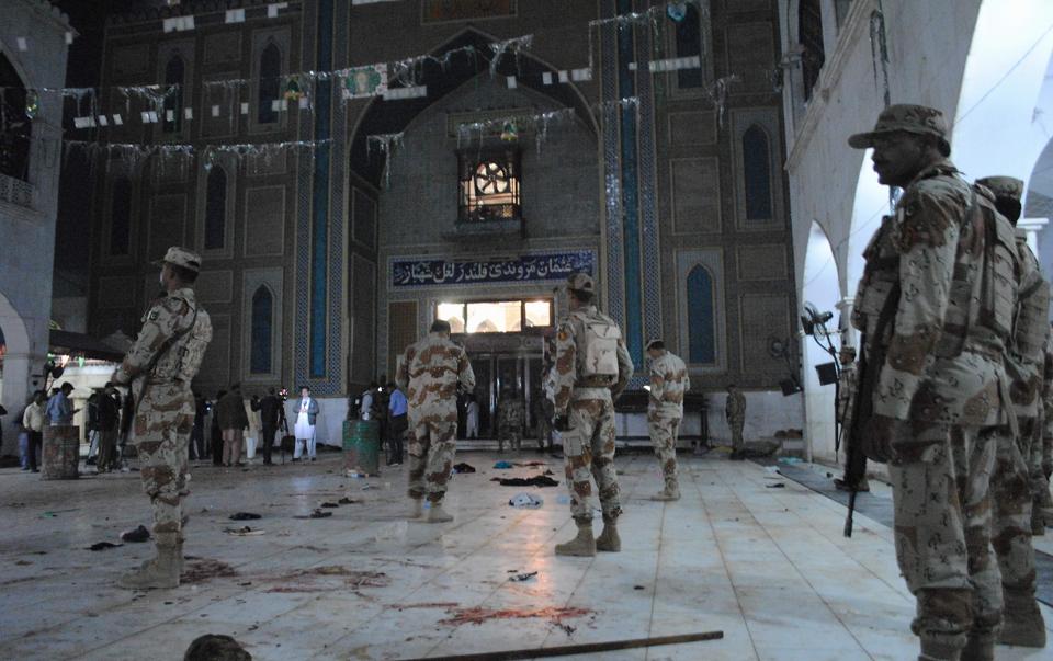 Attack on Sufi shrine