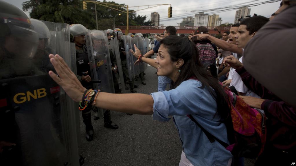 Venezuelan Parliament Reinstated