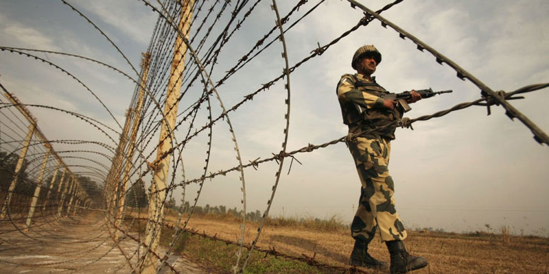 Pakistan violates ceasefire