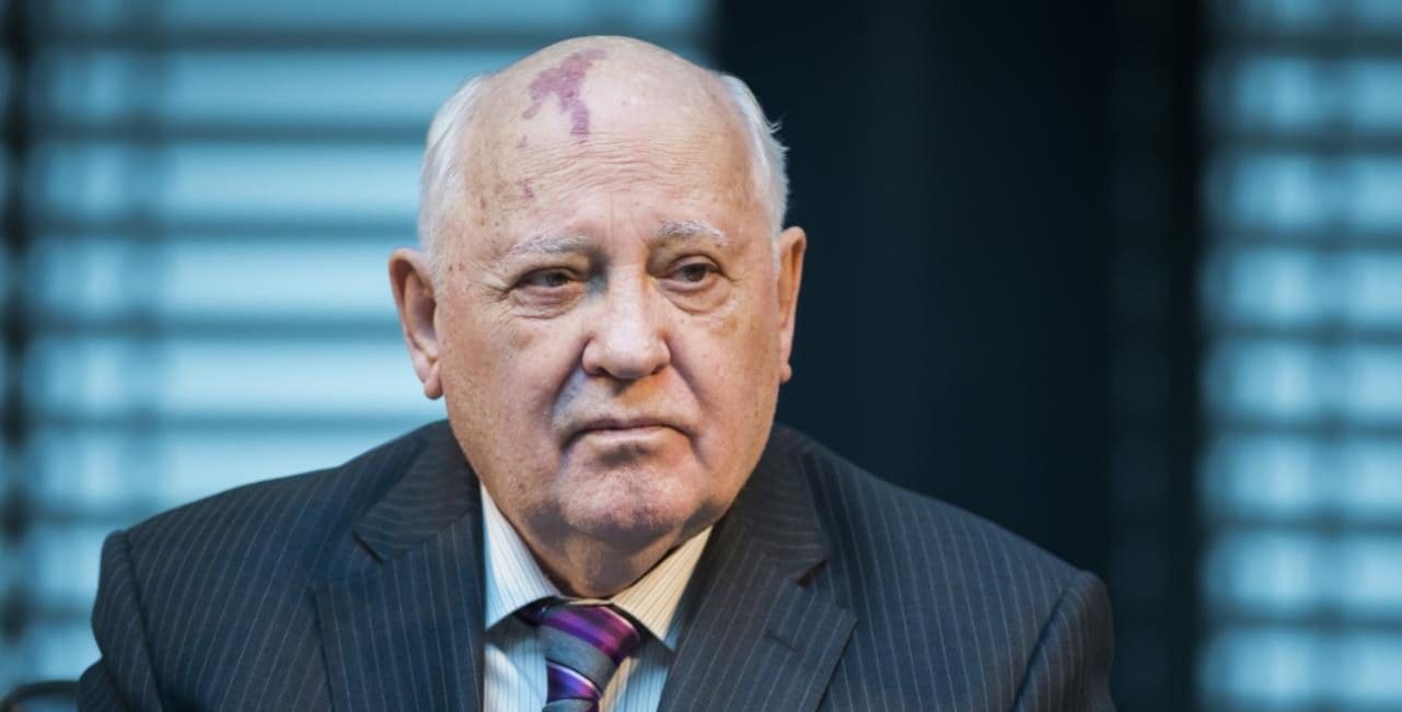 PX10550719-AFP-Gorbachev-xlarge_trans_NvBQzQNjv4BqqVzuuqpFlyLIwiB6NTmJwViKgdjOUcdT7bIRc_Wkhk8