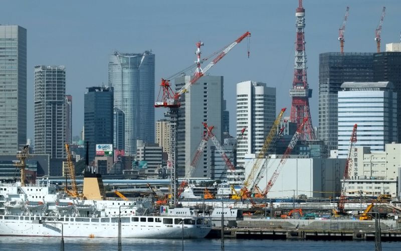 Japan’s business sentiment weakens