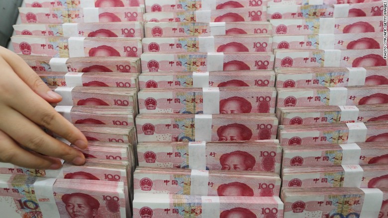 151023123411-china-yuan-banknotes-780x439