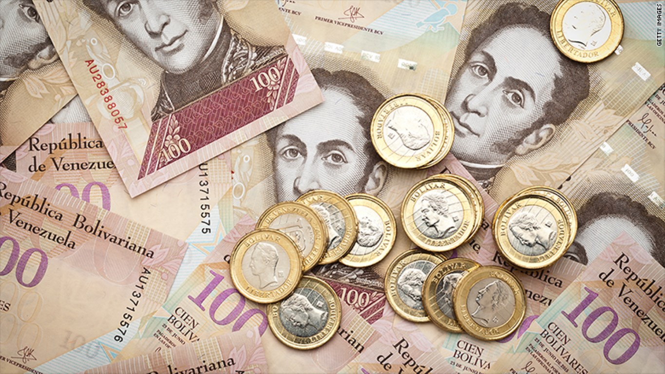 Venezuela devalues the Bolivar