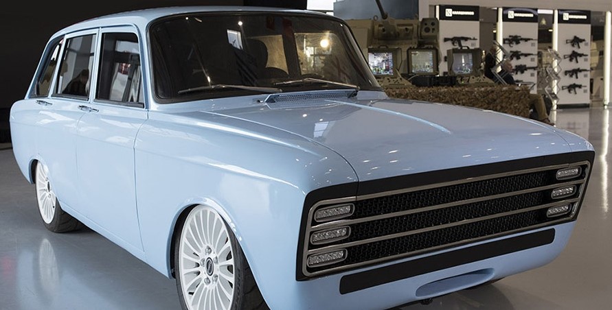 Kalashnikov unveils electric car