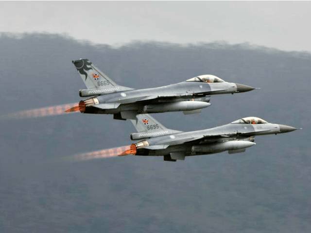 Taiwan-begins-F-16-upgrade-program-640x480 (1)