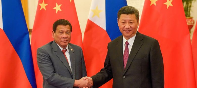 Xi launches Philippine charm offensive