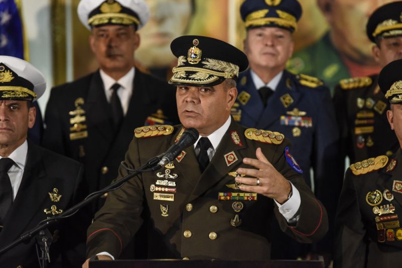 Military backs Maduro